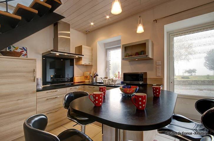 Casa de huéspedes para 4 personas, con terraza además de jardín y vistas - 1