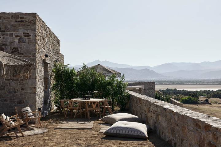 Villa for 6 people, with lake view and balcony as well as sauna in Naxos