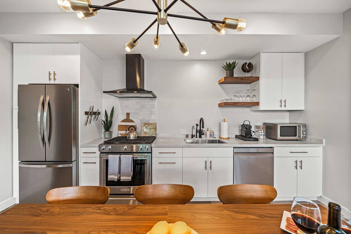 Entire apartment, Del Mar Retreat - Laundry  Bbq  Firepit  Ac  Patio in San Diego, San Diego County