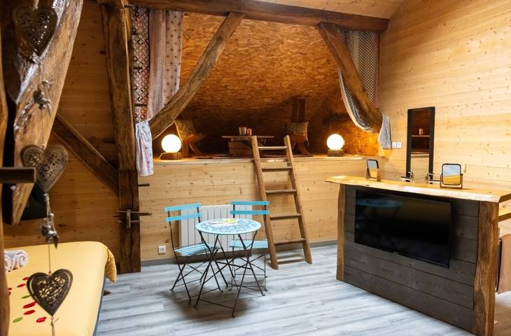 Chambre d’hôte pour 2 personnes, avec Jacuzzi ainsi que Jardin et Sauna dans le Doubs - 3