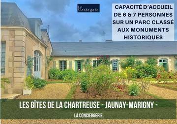 Gîte pour 6 personnes, avec vue ainsi que piscine et jardin dans Jaunay-Marigny