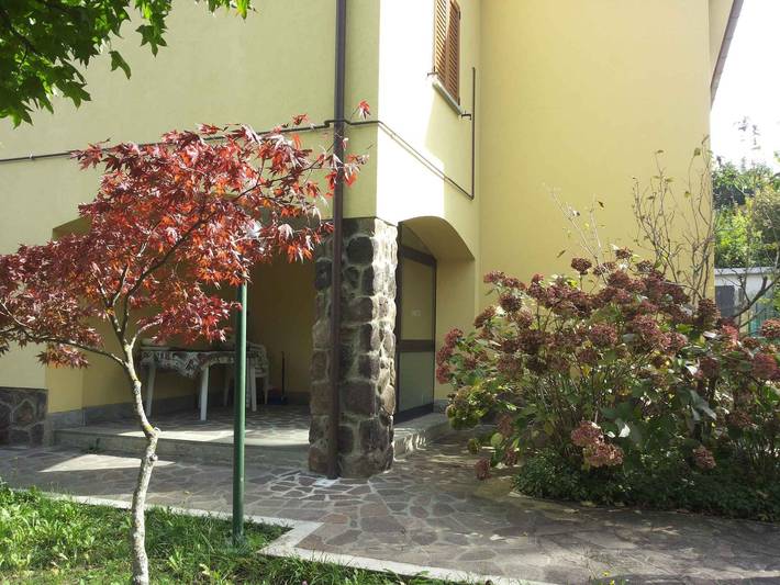 Casa vacanze con giardino panoramico vicino al lago di Suviana  in Granaglione, Alta Via dei Parchi