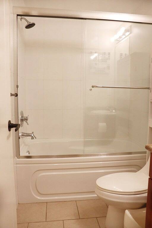 Burnaby Cozy suite Near Skytrain in Burnaby, British-Columbia