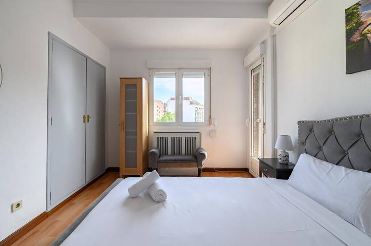 Apartamento entero, GuestReady- Luminoso piso en Madrid in Chamartín (Madrid), Madrid