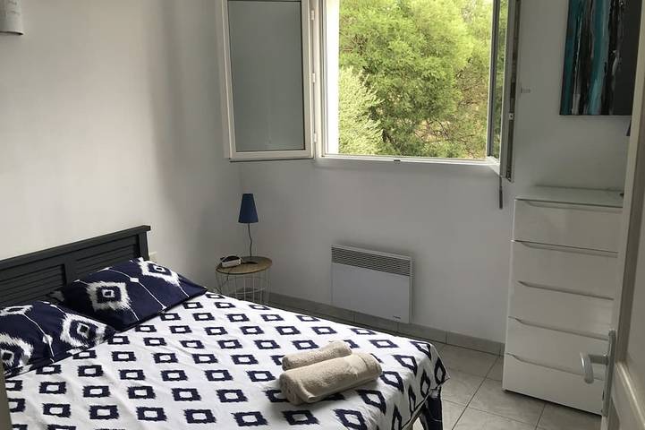 Location de vacances pour 8 personnes à Alata - 2