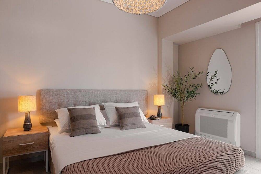 Ganze Wohnung, Long Island House - Beachfront in Chaniotis, Kassandra