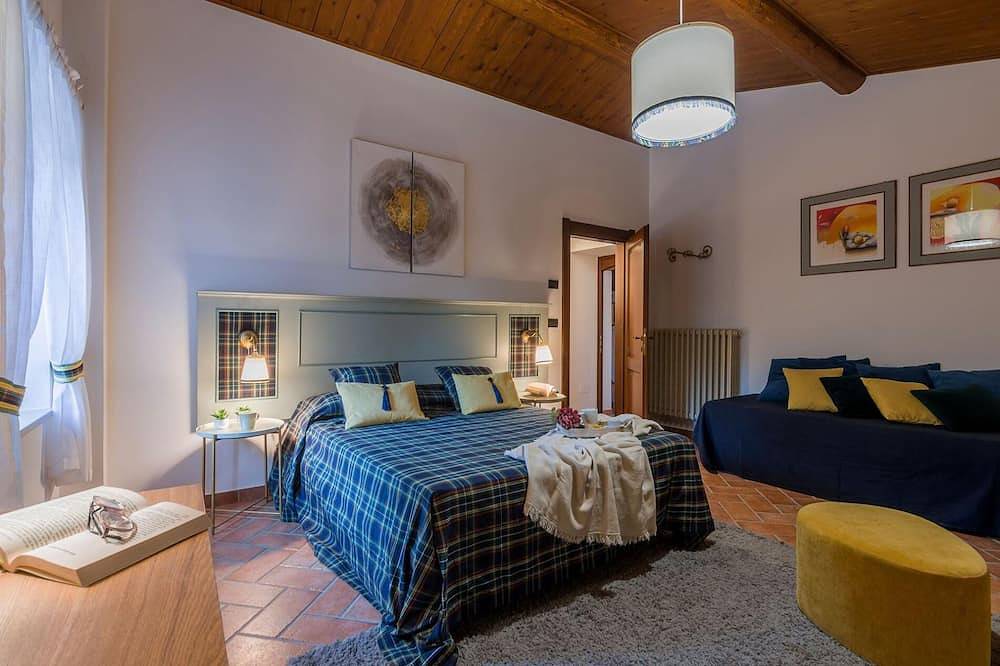 Villa Durante - Villa privata, 5 camere, piscina, wifi, animali ok, Marche in Cagli, Valle del Metauro