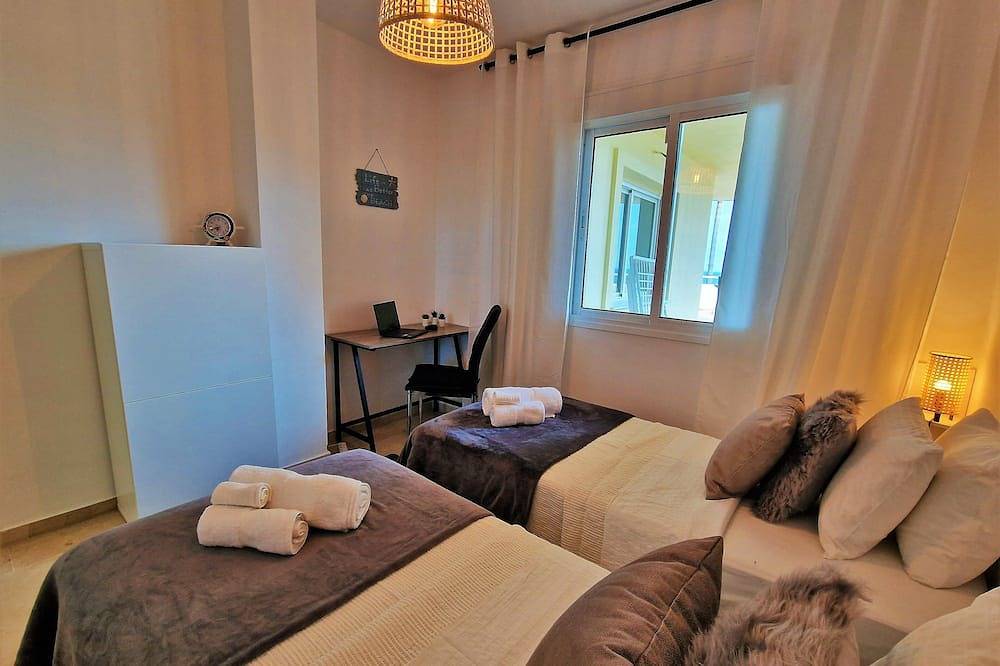 Ganze Wohnung, Ferienwohnung/App. für 5 Gäste mit 220m² in Estepona in Buenas Noches, Estepona