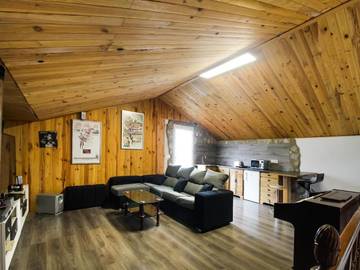 Casa rural para 14 personas, con piscina y jardín, Se admiten mascotas en El Cerrato