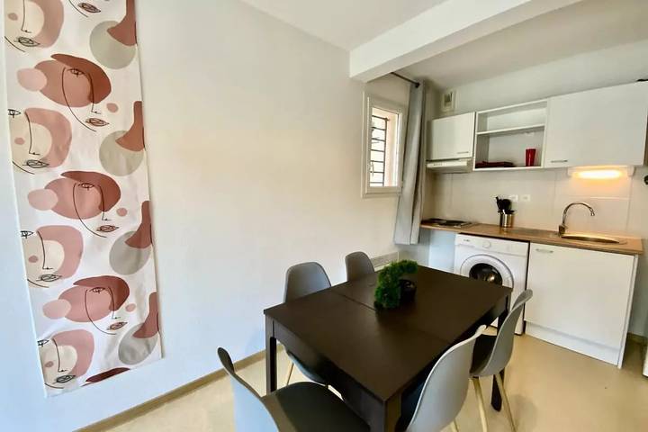 Apartamento entero, Apartamentos para 6 personas in Avène, Región de Lodève