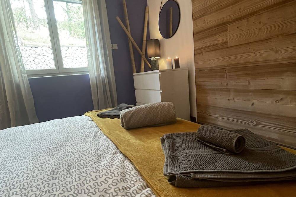 Chalet sur les hauteurs avec Espace bien-être in Foncine-le-Haut, Parc naturel régional du Haut-Jura