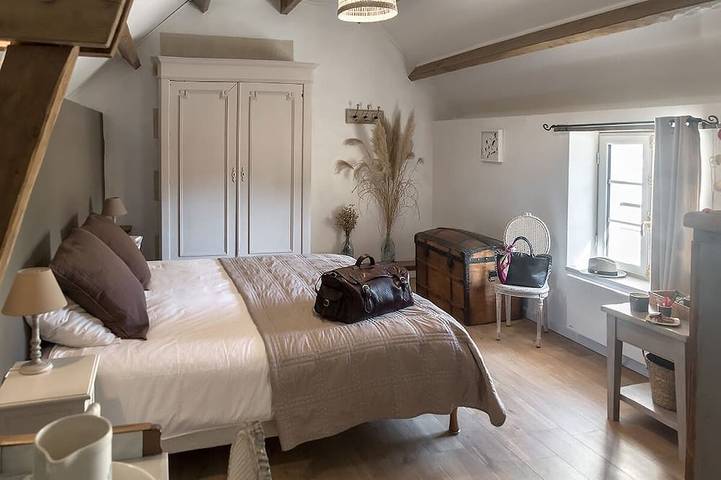 Location de vacances pour 2 personnes, avec jardin à Mosles - 2