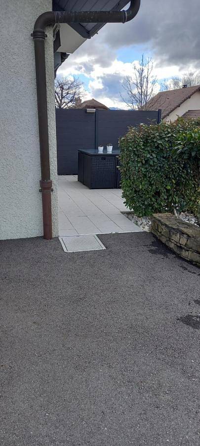Gîte pour 2 personnes, avec terrasse et vue à Brison-Saint-Innocent - 3