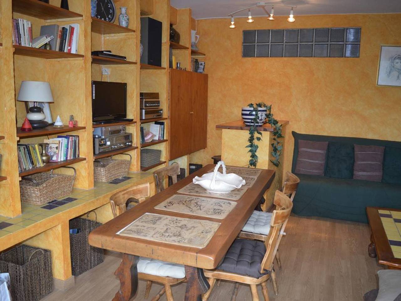 Entire apartment, 2-room apartment, sleeps 4, parking, Banyuls-sur-Mer in La Côte Vermeille, Banyuls-sur-Mer