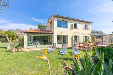 Location de vacances pour 6 personnes, avec jardin dans Marineland (Juan-les-Pins)