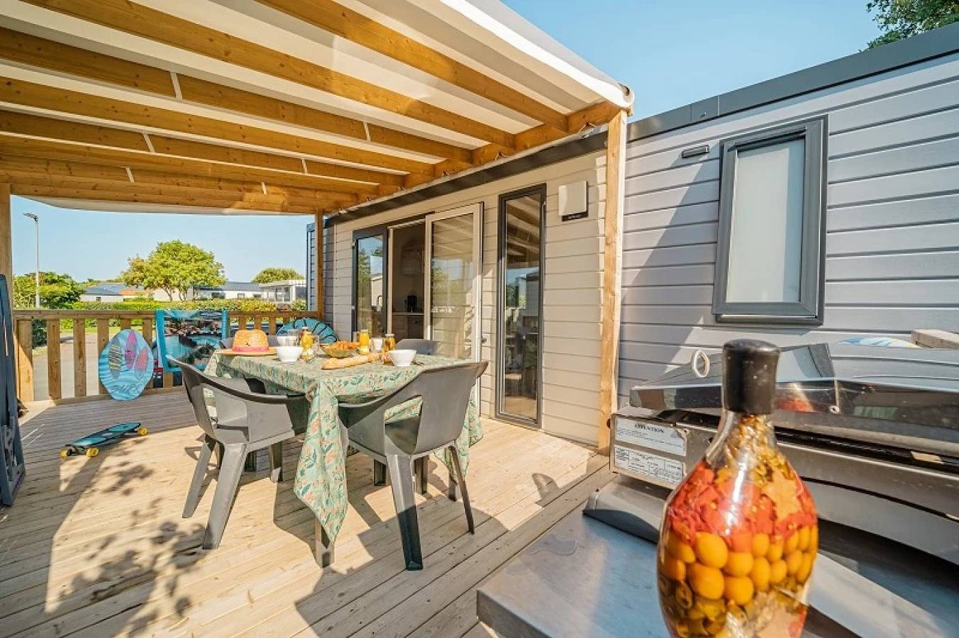 Zecamping 5* animé 1km plage espace aquatique locatif Tv Bbq 27m2 in Brem-sur-Mer, Loire-Tal