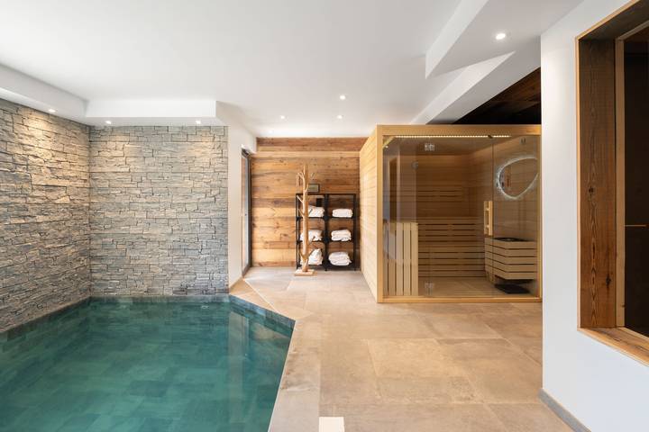 Chalet pour 12 personnes, avec Balcon et Jacuzzi ainsi que Jardin et Piscine à Gérardmer - 2