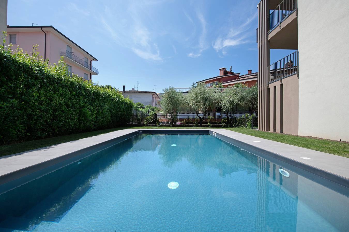 Entire apartment, Apartment 'Eleonora C1' with Shared Pool, Private Terrace, and Air Conditioning in Garda, Garda Mountains
