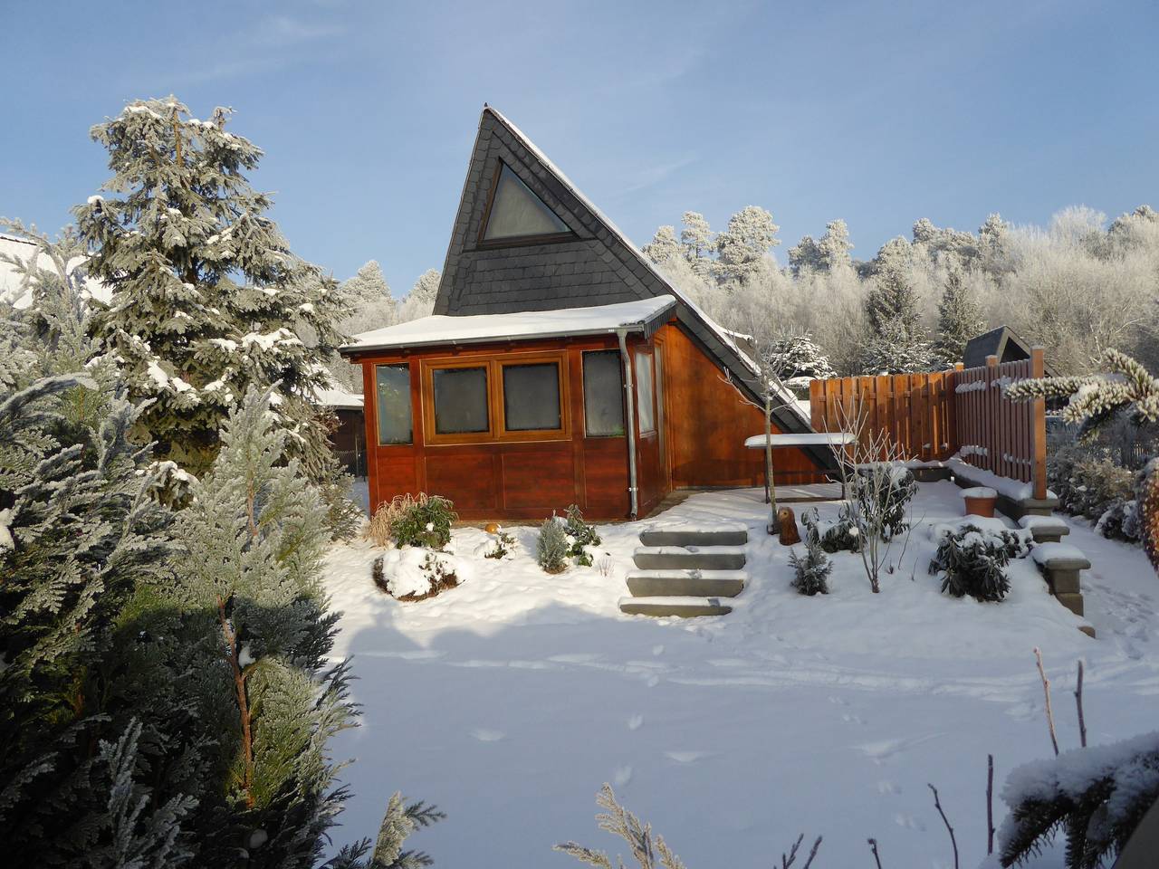 Eifelwaldhäuschen Grosstyp mit Wintergarten und Waschkeller Haustiere ok in Blankenheim, Naturpark Hohes Venn-Eifel
