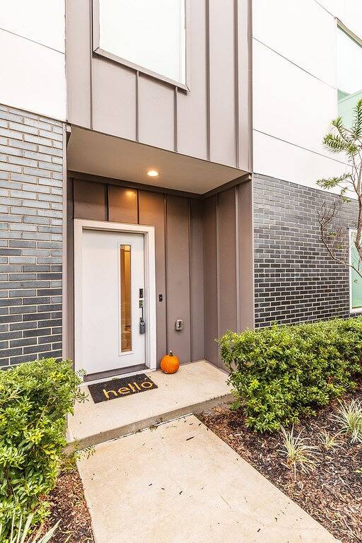 Vacation house for 10 people, with balcony in Dallas