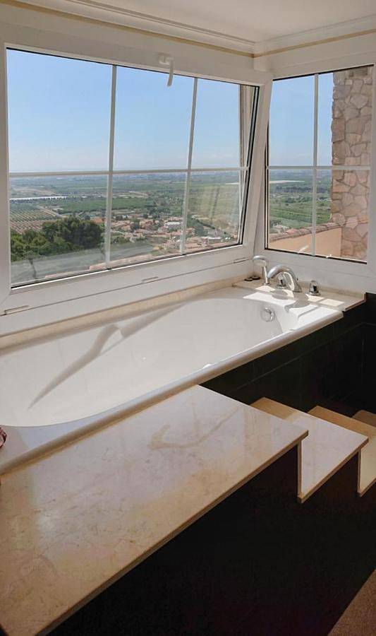 Casa rural para 8 personas, con Balcón y Terraza además de Jardín y Piscina en Vinaroz - 4