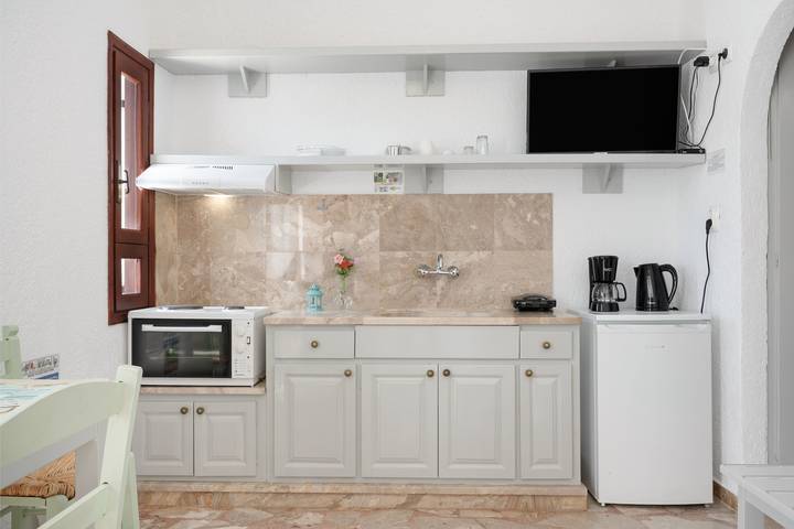 Apartment In A Hotel 'with Garden View-Creta' with Mountain View, Wi-Fi and Air Conditioning in Ferma, Lasithi