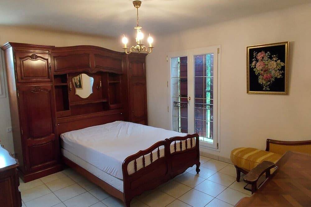 Peaceful Provencal country house near the Verdon lakes and gorges<br>Open year-round in Montmeyan, Región Brignoles