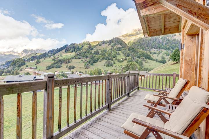 Maison pour 14 personnes, avec Balcon à La Giettaz