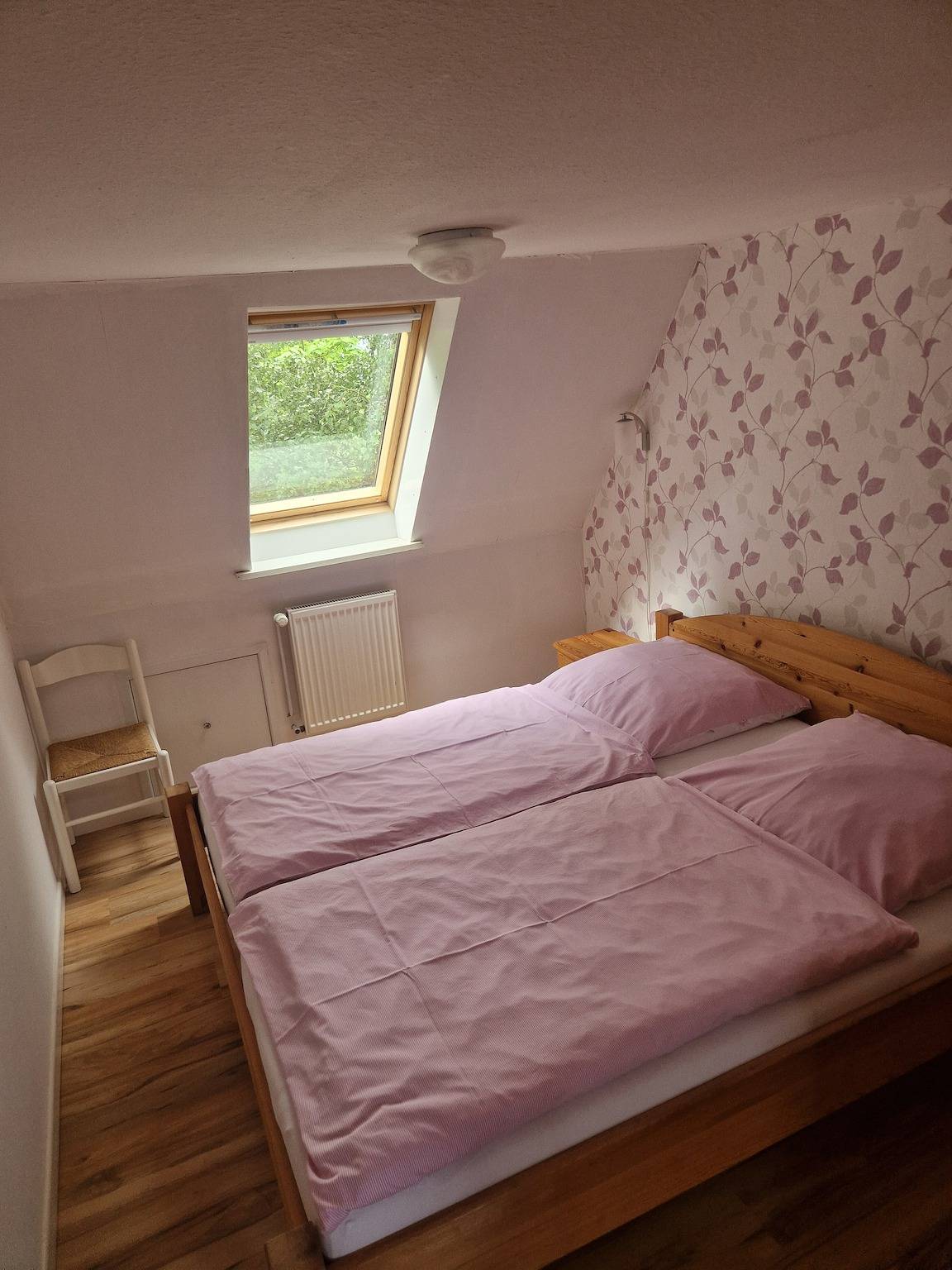 Ganze Wohnung, Ferienwohnung "Katja" mit privater Dachterrasse, Gemeinschaftsgarten und W-Lan in Pellworm, Nordfriesland