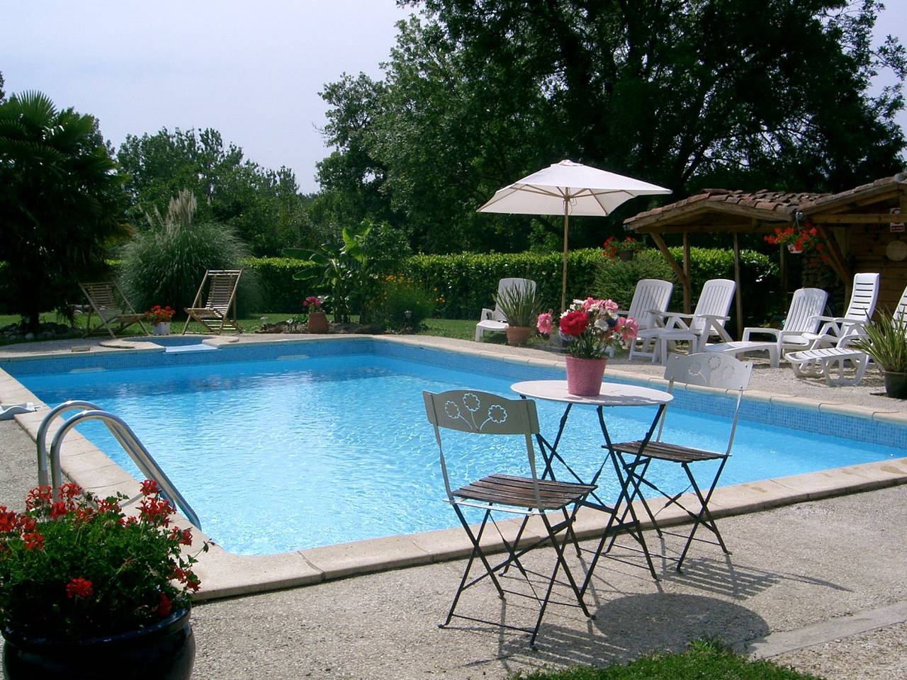 Maison avec piscine privée dans hameau in Lisle, Périgord Vert
