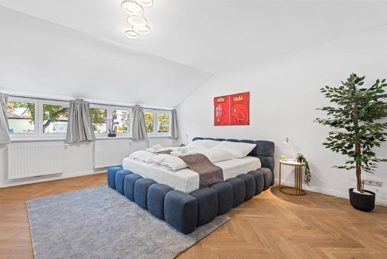 Villa with Private Pool in Wien, Donau Niederösterreich