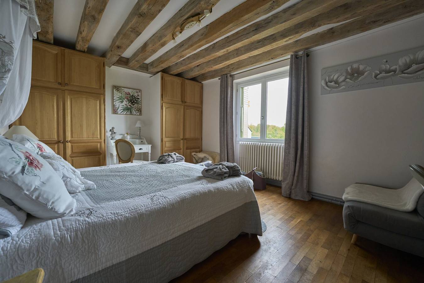 Le Theil - Chambre Douceur (2 adultes, 1 enfant) in Blois, Région de Blois