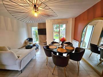 Gîte pour 6 personnes, avec vue et jardin à Chartres-de-Bretagne