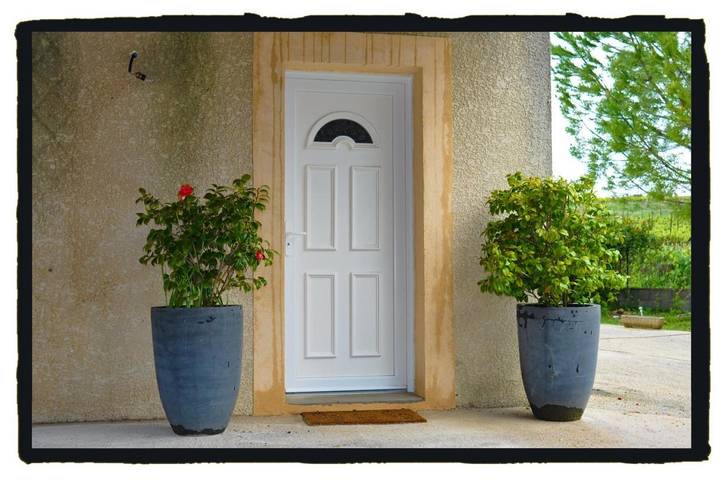 Gîte pour 4 personnes, avec jardin ainsi que piscine et vue à Saint-Drézéry - 2