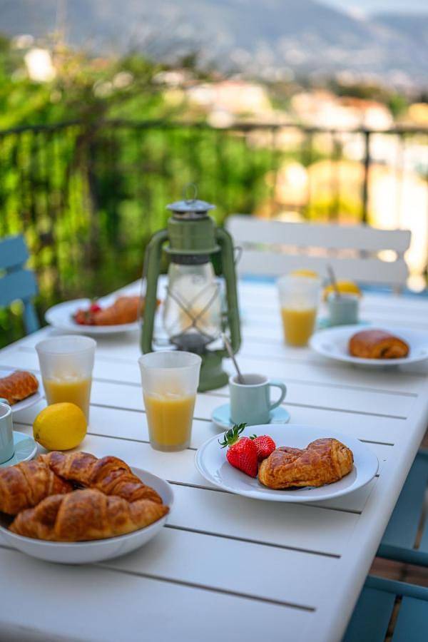 Villa pour 8 personnes, avec vue ainsi que jardin et piscine à Roquebrune-Cap-Martin - 4