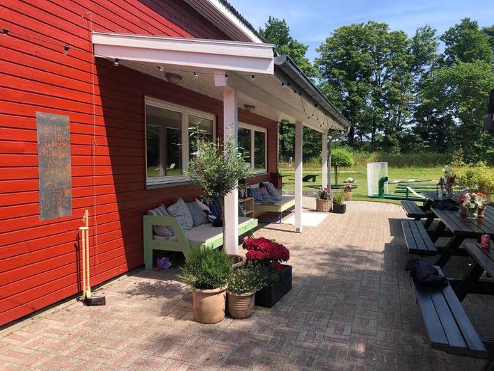 Hostel für 4 Personen, mit Terrasse und Garten sowie Ausblick in Store Heddinge