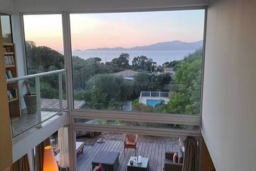 Location de vacances pour 6 personnes, avec piscine dans Portigliolo