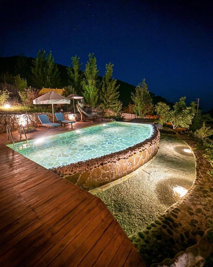 Casa de vacaciones para 4 personas, con vistas además de piscina y jardín - 1