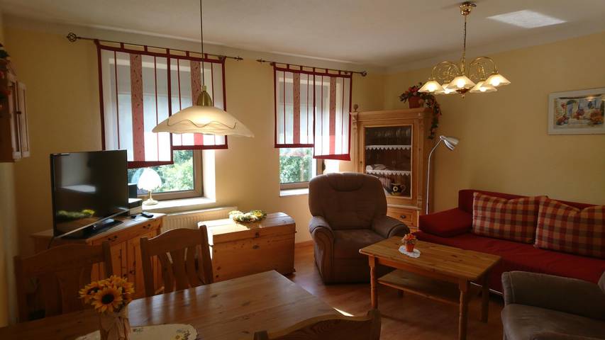 Ferienwohnung für 4 Personen, mit Terrasse und Garten in Oberwiesenthal - 2