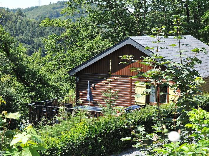 Location de vacances pour 8 personnes, avec Balcon/Terrasse ainsi que Terrasse et Sauna dans Beausaint