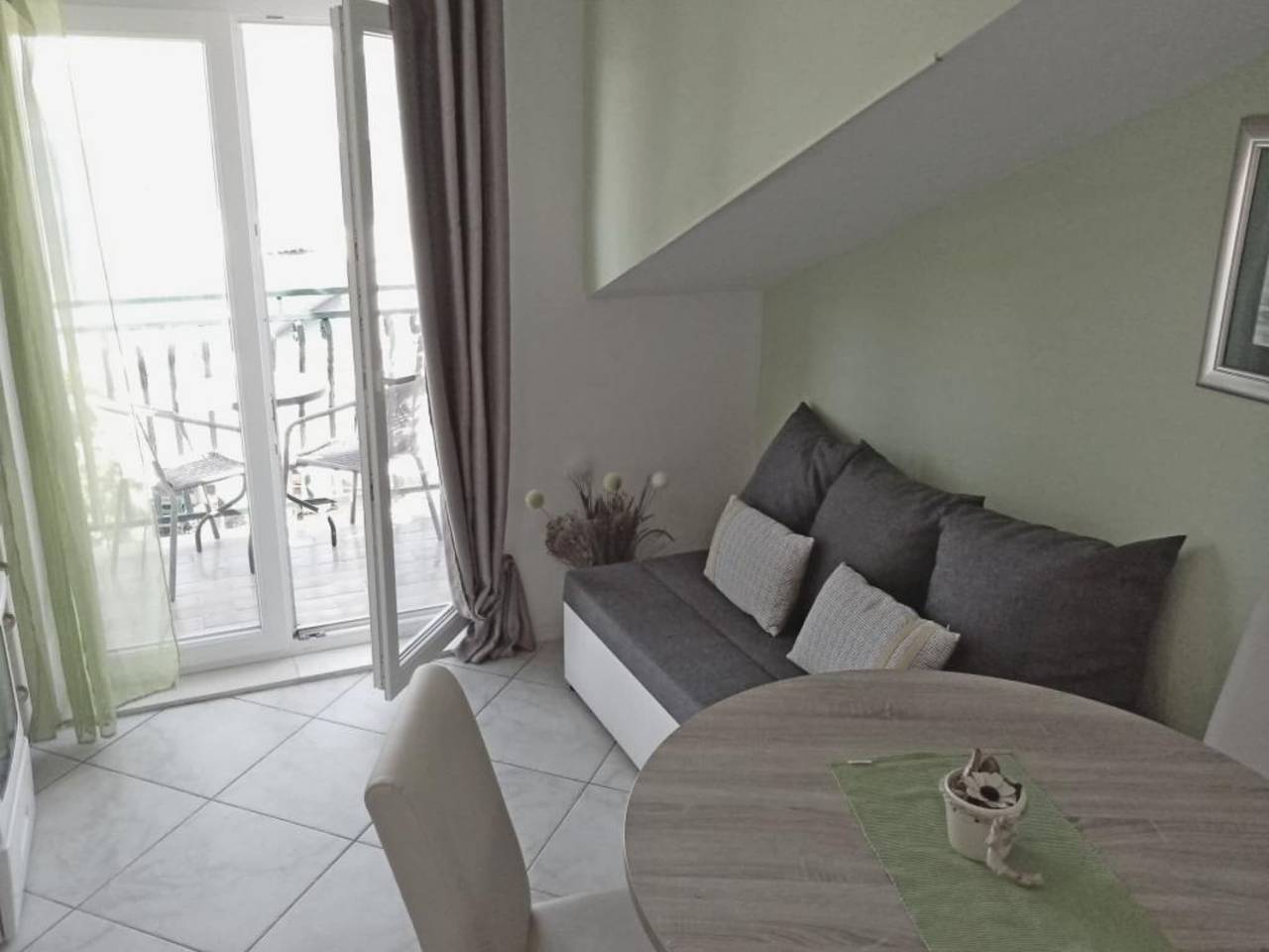 Hel leilighet, Apartments Silva - Two Bedroom Apartment with Balcony and Sea View in Slatine, Čiovo
