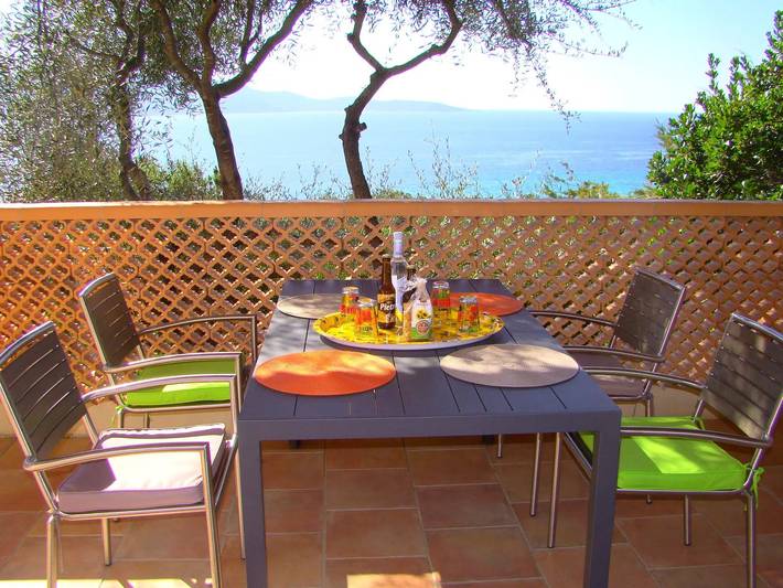 Villa pour 4 personnes, avec Terrasse et Jardin à Olmeto