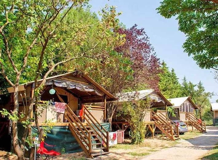 Tente pour 7 personnes, avec bassin pour enfant dans le Var - 3