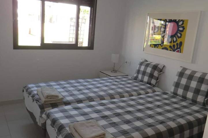 Maisons de vacances - Oasis Beach 2 in La Zenia, Orihuela