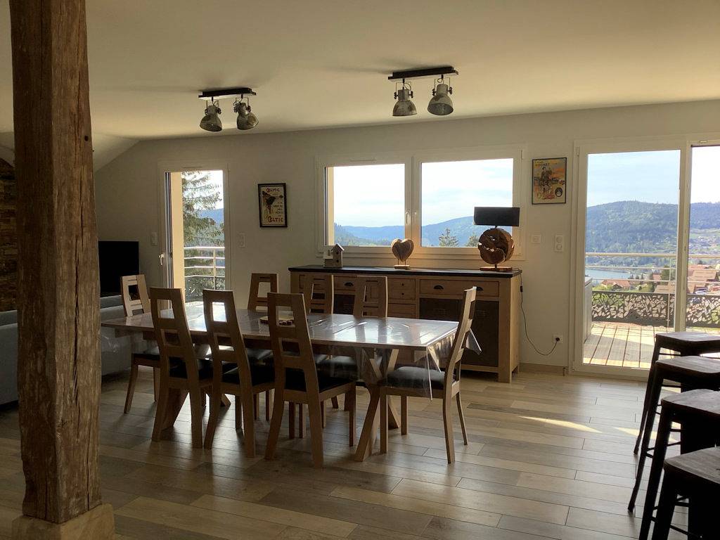 Maison récente au pied des pistes et vue sur le lac in Gérardmer, Parc naturel régional des Ballons des Vosges
