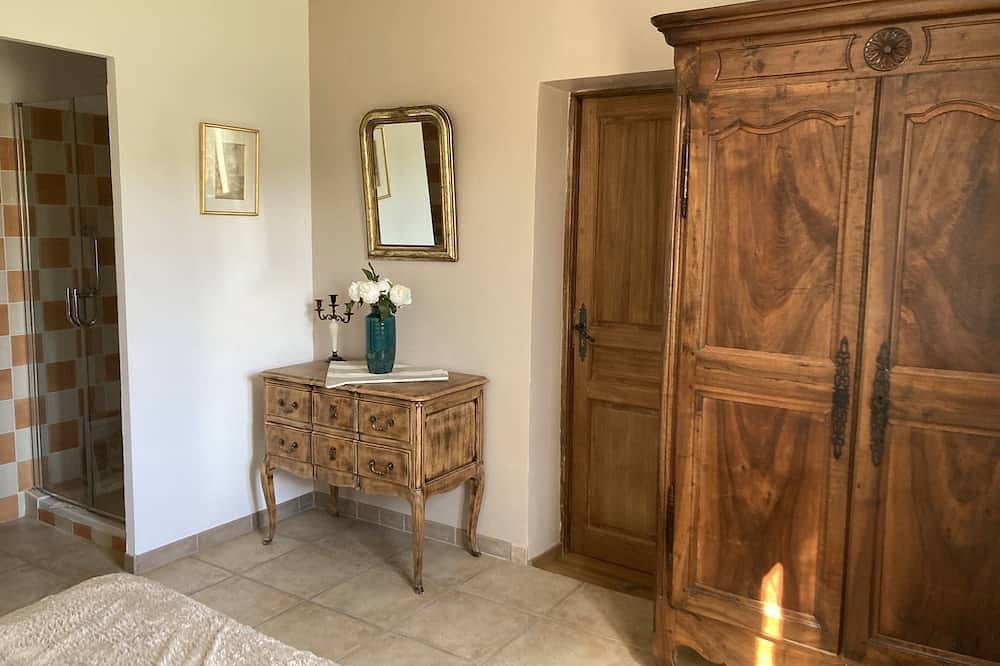 Villa avec jardin et piscine in Fontvieille, Arles region