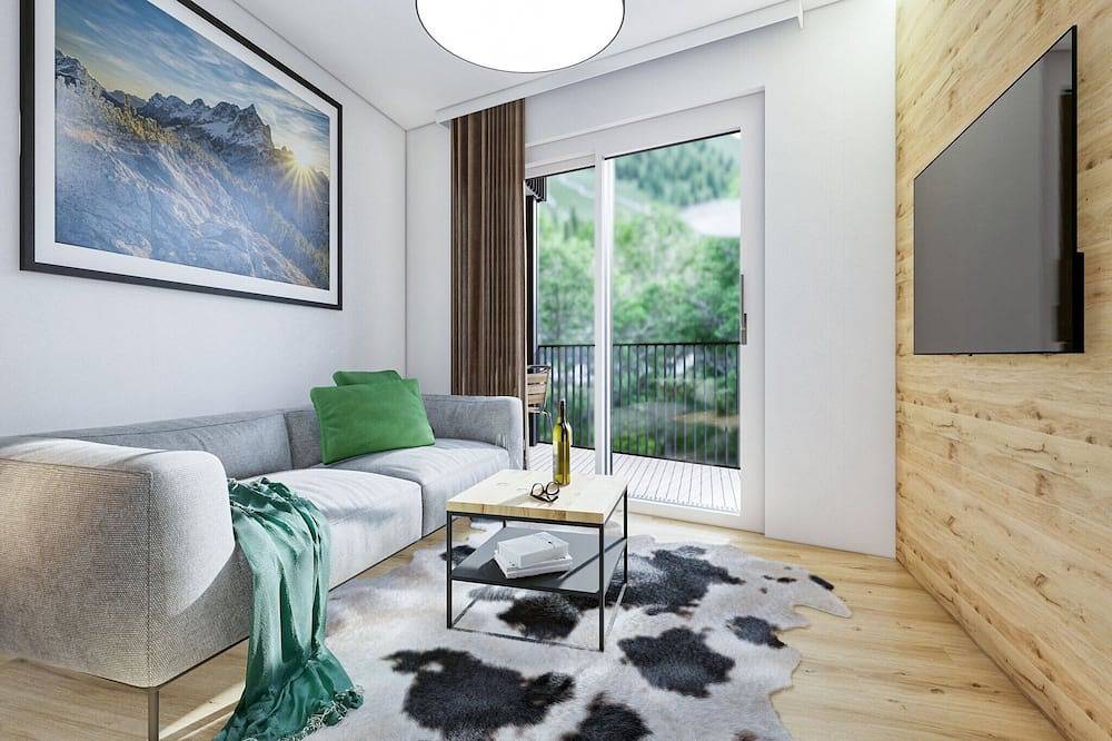 Entire apartment, Bergzeit Apartments near ski slope in Saalbach, Saalbach-Hinterglemm