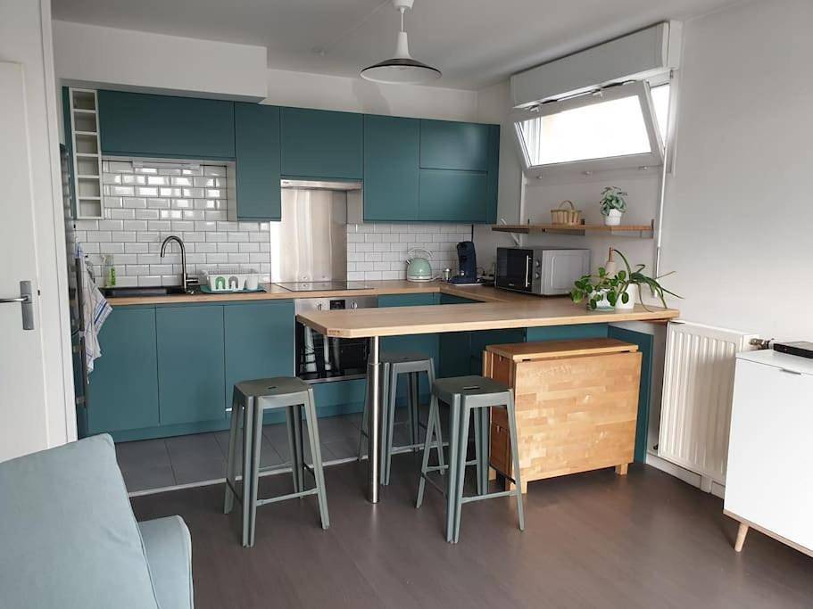 Appartement entier, Two-Bedroom Apartment in Aulnay-sous-Bois, Seine-Saint-Denis