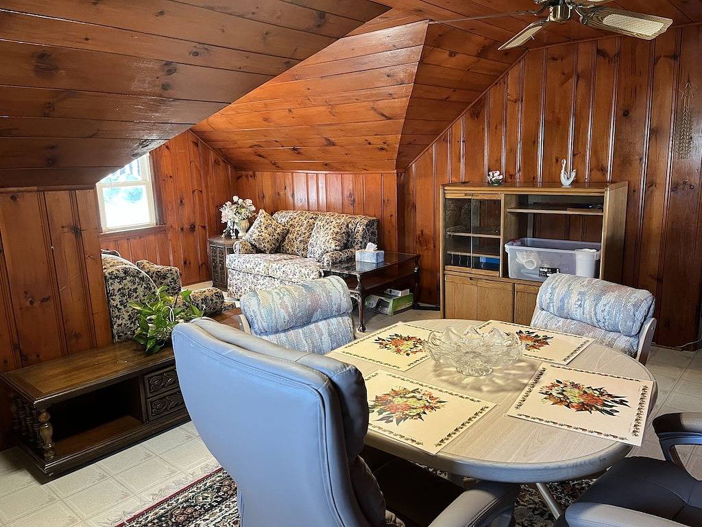 Ganze Wohnung, West End Beach House - 5 Minute Walk To The Beach in Long Branch, Monmouth County