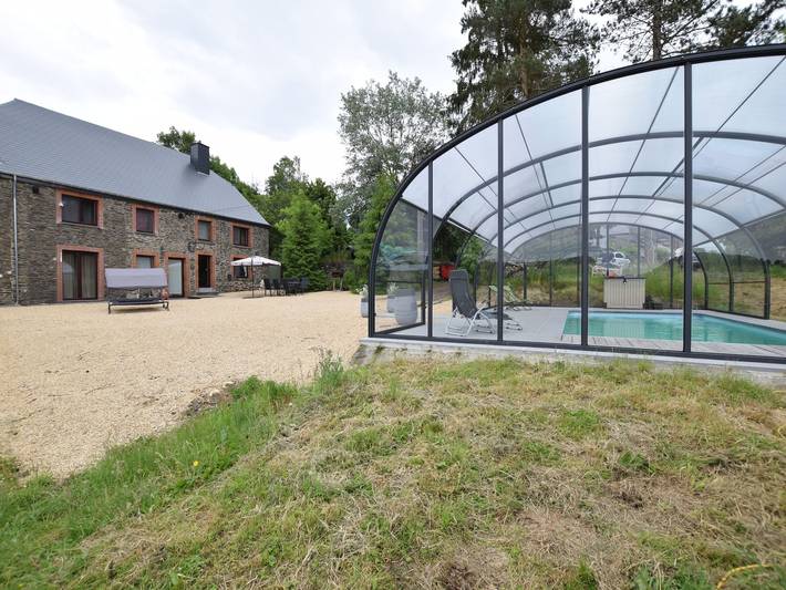 Vakantiehuis voor 6 personen, met zwembad en tuin in La Roche-en-Ardenne